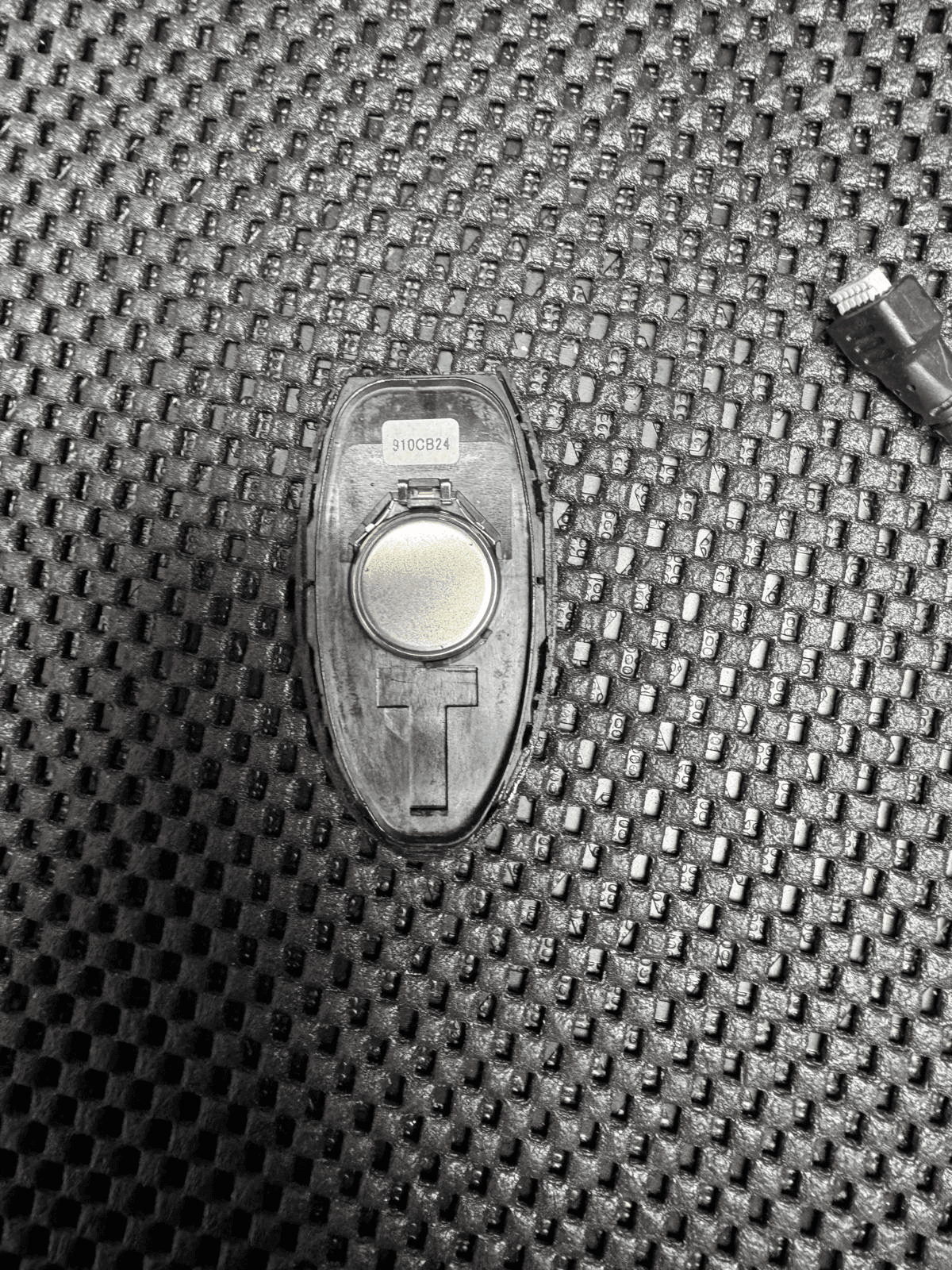 Jaguar Land Rover key fob repair close-up